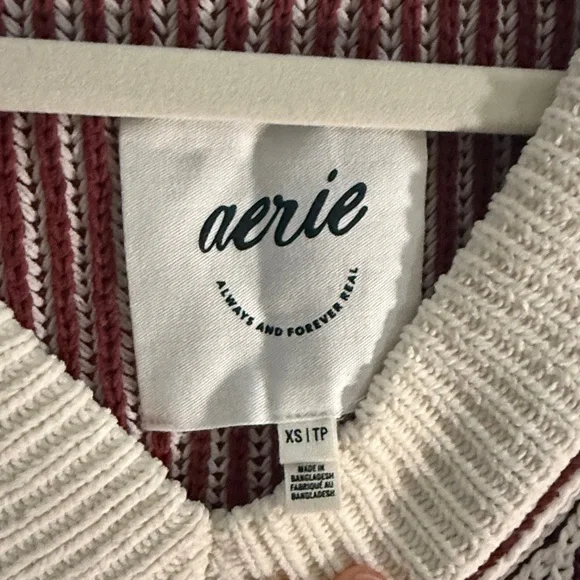 aerie beyond chenille v-neck sweater - Picture 4 of 5